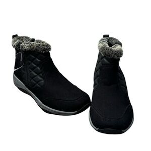 Easy Spirit Sevance‎ Black Ankle Boot - size 8 NEW